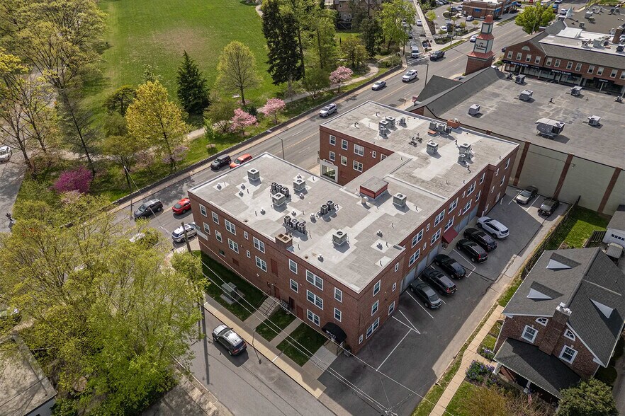 More Photos Of 371 Lancaster Ave, Haverford Township Storefront Retail Residential For Lease