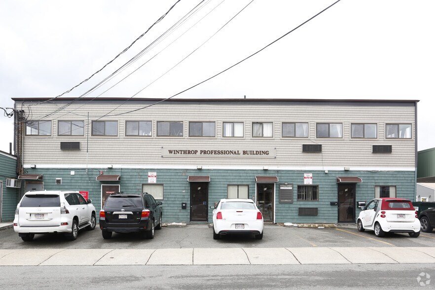 More Photos Of 39-43 Putnam St, Winthrop Office For Lease