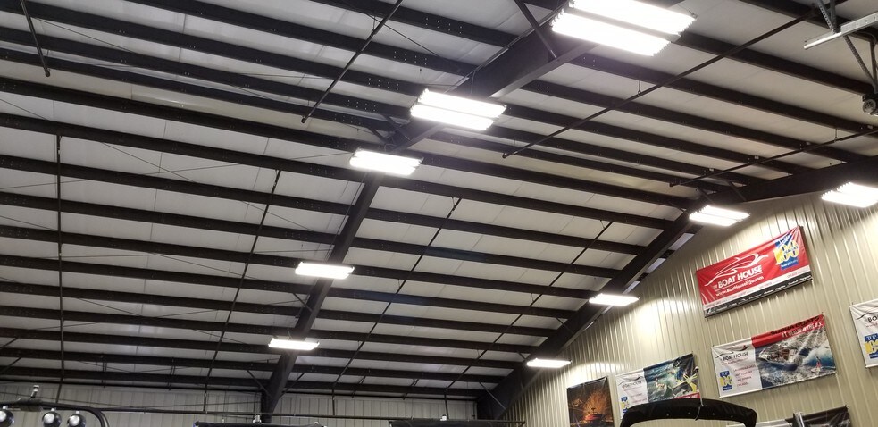 More Photos Of 2101 Route 176, Prairie Grove Showroom For Sale