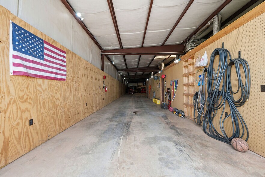 More Photos Of 3922 Highway 2, Cohutta Flex For Sale