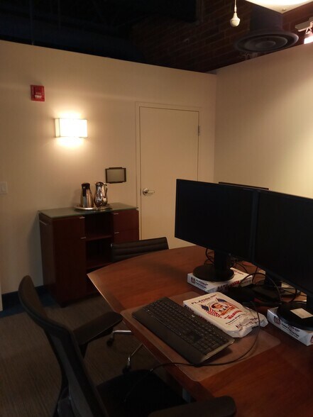 More Photos Of 65 Monmouth St, Red Bank Office For Lease
