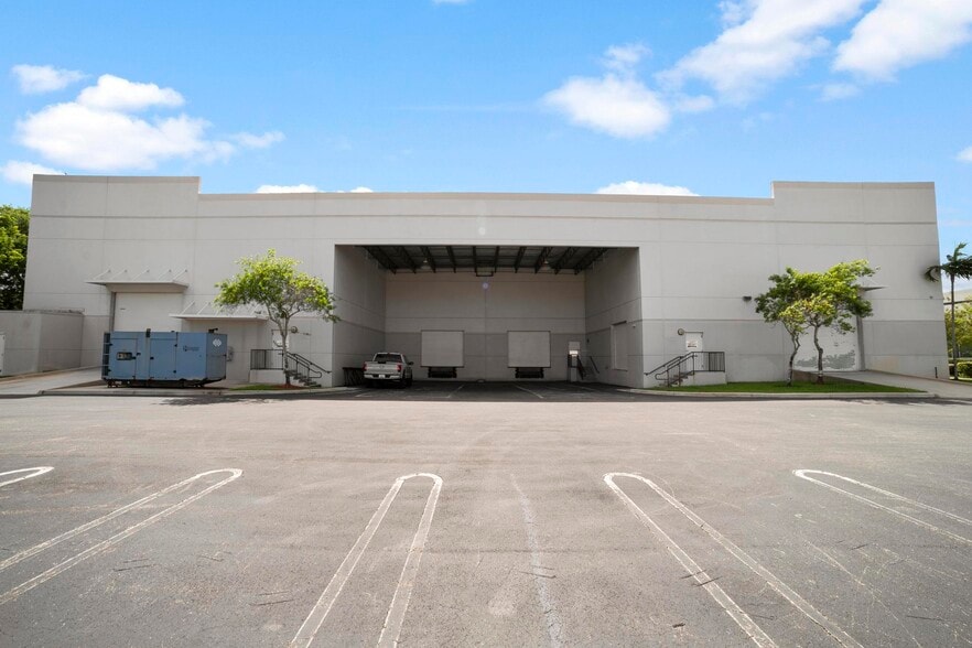 More Photos Of 4201 NW 124th Ave, Coral Springs Warehouse For Lease