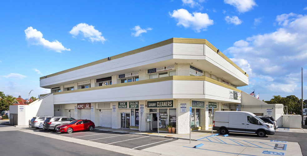 Primary Photo Of 100-138 B Ave, Coronado Storefront Retail Office For Lease