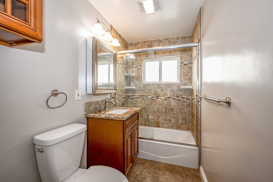 More Photos Of 276 S Sierra Madre Blvd, Pasadena Apartments For Sale