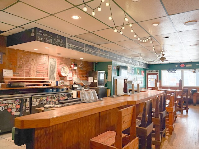 More Photos Of 203 E Franklin St, Chapel Hill Storefront For Sale