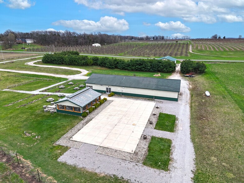 More Photos Of 7785 Hill Rd, Watervliet Specialty For Sale