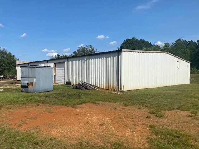 More Photos Of 16 Sentell Rd, Greenville Light Distribution For Sale