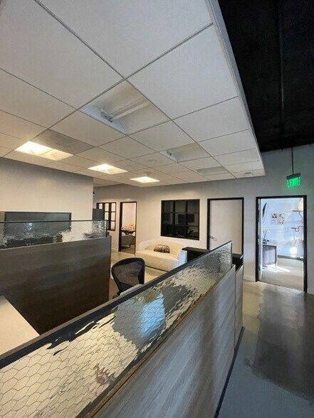 More Photos Of 835 N Seward St, Los Angeles Loft Creative Space For Lease