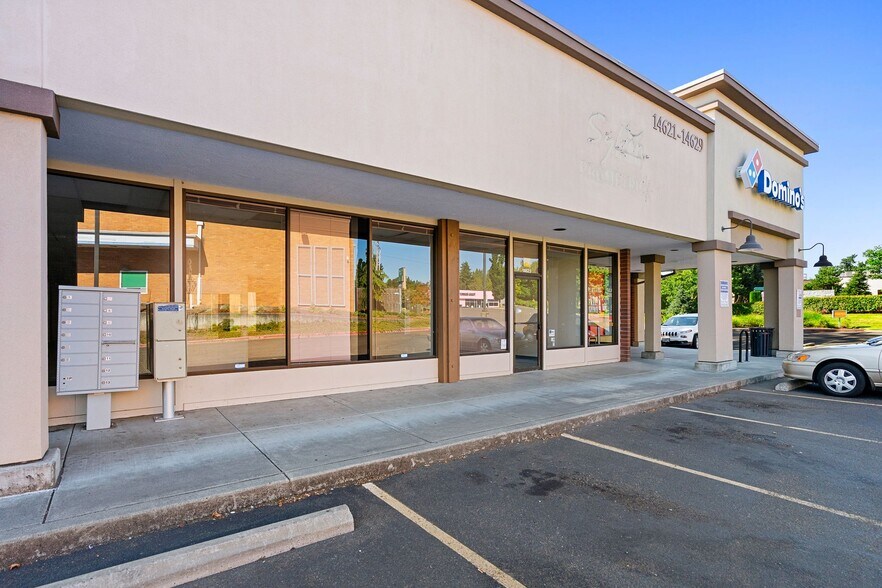 More Photos Of 14625-14629 SE Mcloughlin Blvd, Portland Unknown For Lease