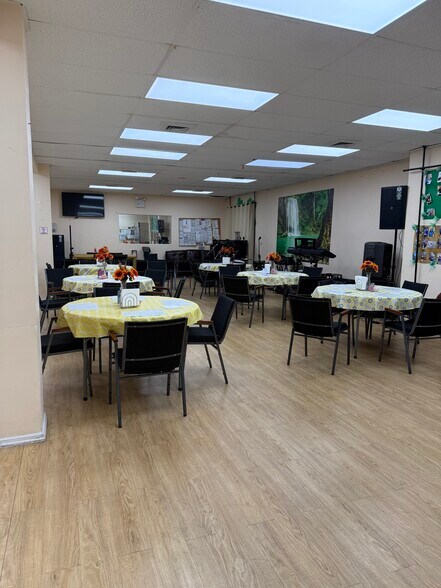 More Photos Of 220-05 Jamaica Ave, Queens Village Medical For Lease