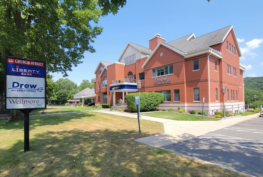 Primary Photo Of 333 Church St, Naugatuck Office For Lease