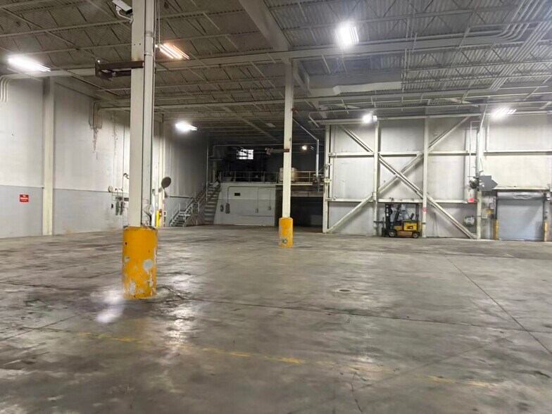 More Photos Of 301 Cuthbert Blvd, Cherry Hill Warehouse For Sale