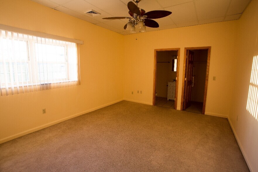 More Photos Of 1389 University Ave, Morgantown Apartments For Sale