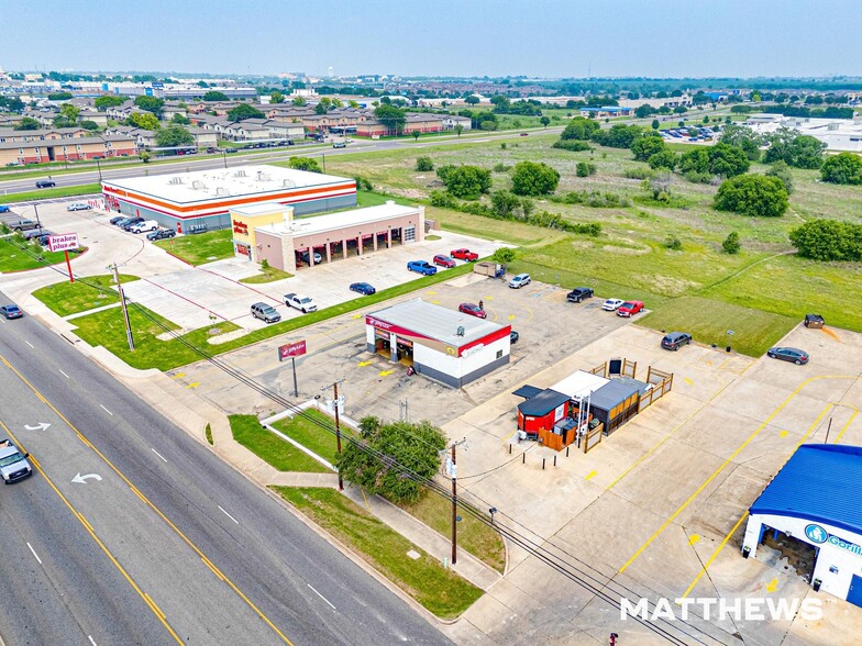 Primary Photo Of 4233 S 31st St, Temple Auto Repair For Sale