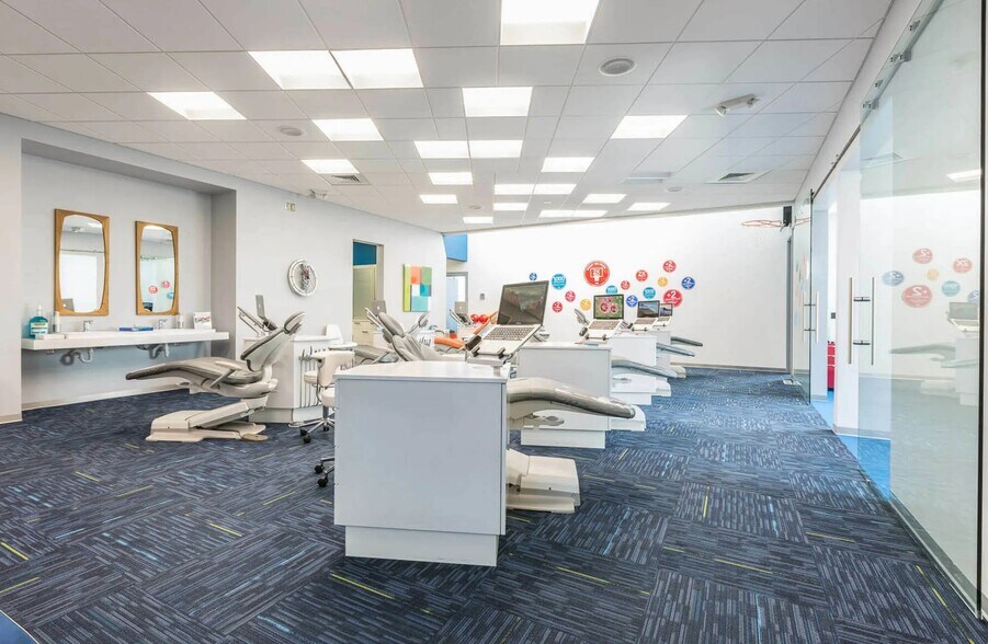 More Photos Of 5004 N Linder Rd, Meridian Medical For Sale