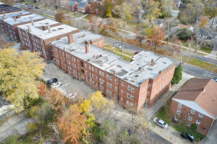More Photos Of 3016 S Moreland Blvd, Cleveland Multifamily For Sale