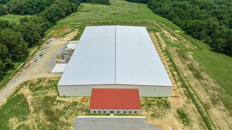 More Photos Of 55 Bagwell Blvd, Scottsville Warehouse For Lease