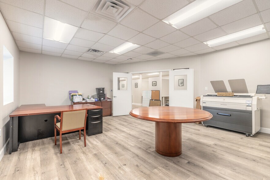 More Photos Of 430 Andalusia Ave, Ormond Beach Warehouse For Sale