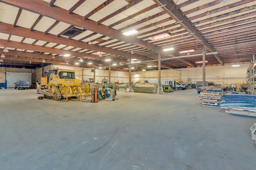 More Photos Of 2555 Cannon Ave, Chattanooga Manufacturing For Lease