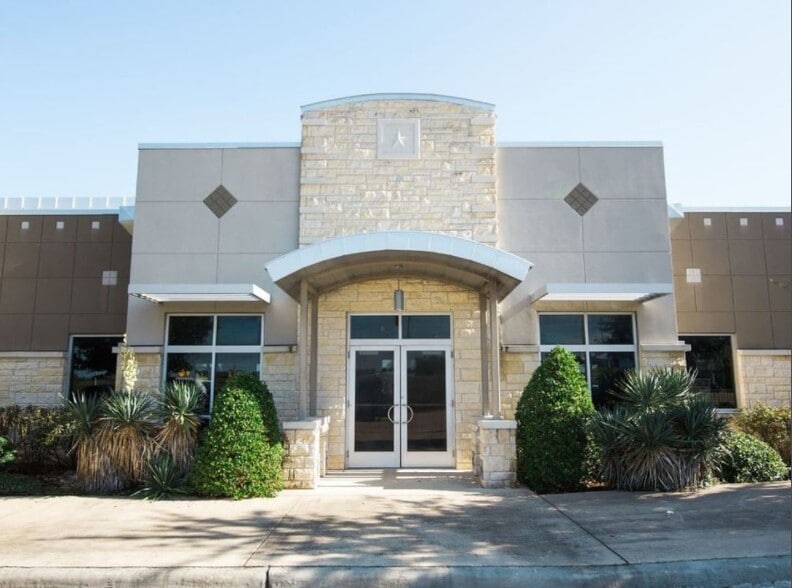 More Photos Of 4421 Highway 6, College Station Medical For Lease