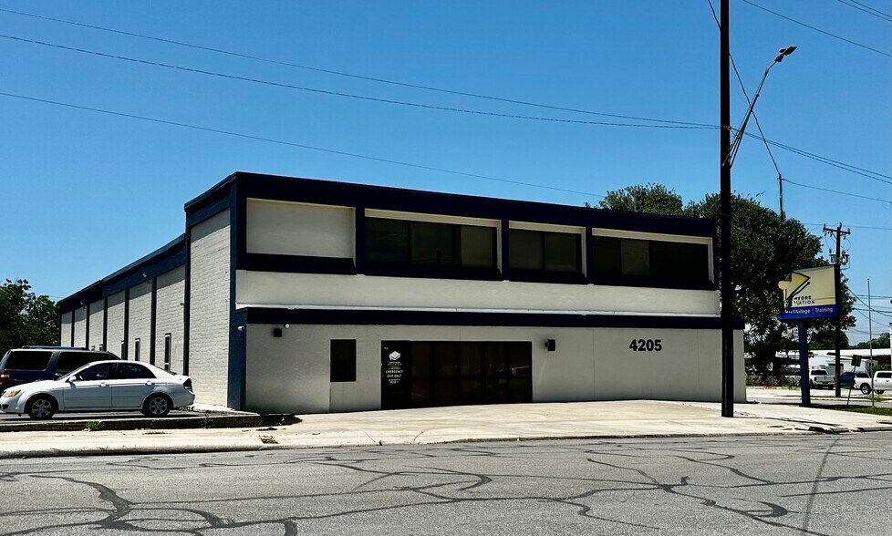 Primary Photo Of 4205 San Pedro Ave, San Antonio Schools For Sale