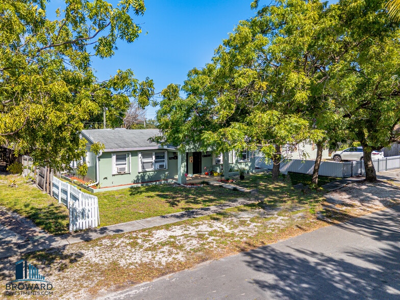 More Photos Of 224 SW 15th St, Dania Beach Apartments For Sale