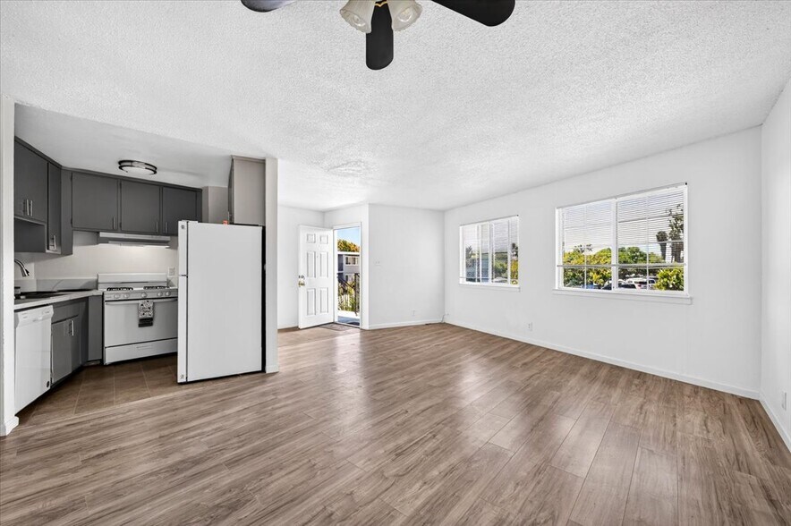 More Photos Of 2643 Furmint Way, Rancho Cordova Apartments For Sale