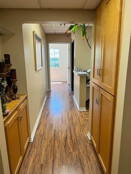 More Photos Of 11747 South St, Artesia Medical For Lease