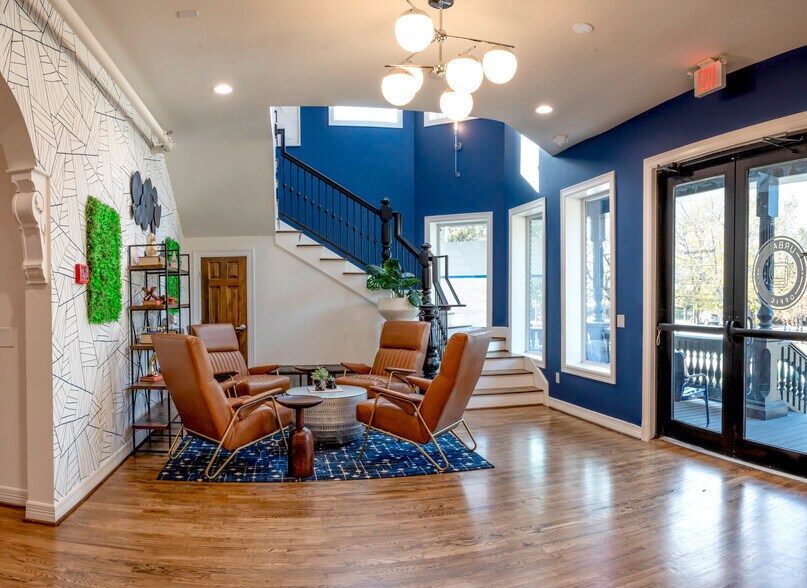 More Photos Of 540 Heights Blvd, Houston Coworking Space