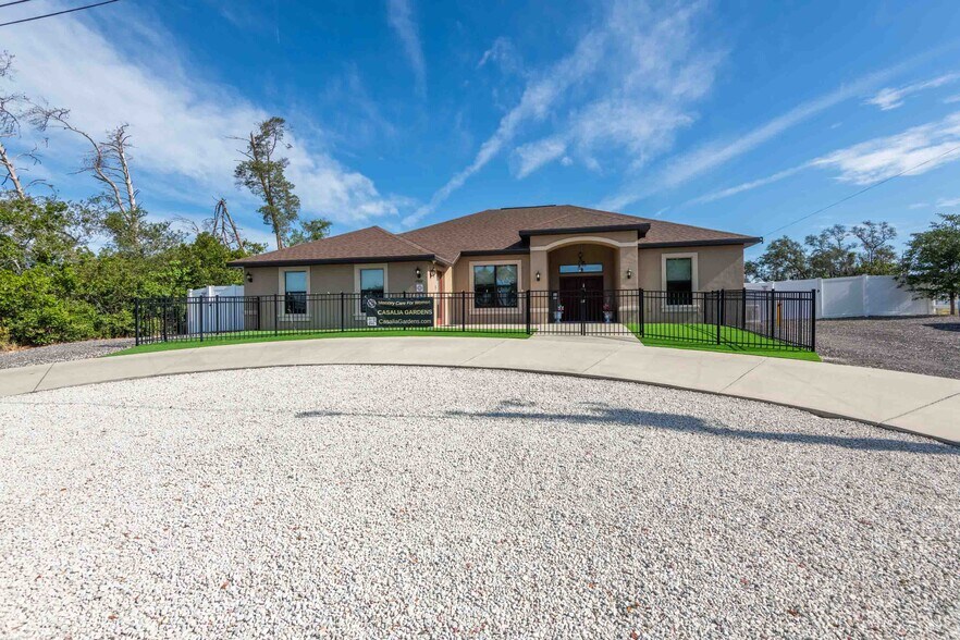 More Photos Of 13031 Partridge St, Spring Hill Assisted Living For Sale