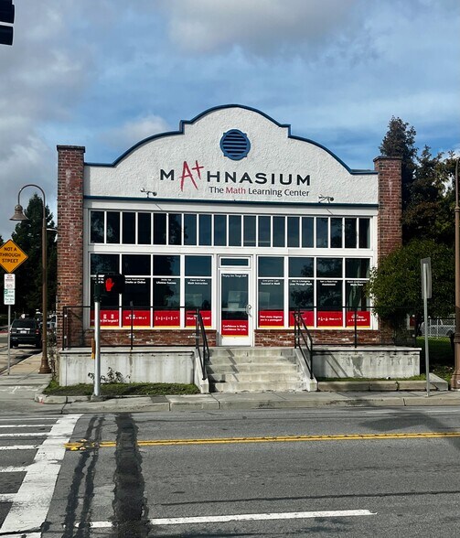Primary Photo Of 1642 Mission St, Santa Cruz Freestanding For Lease