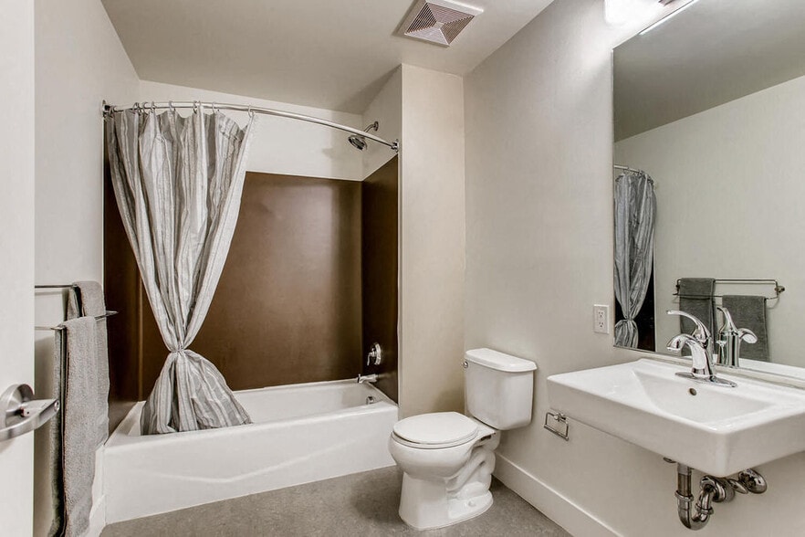 More Photos Of 3947-3951 N Williams Ave, Portland Apartments For Sale