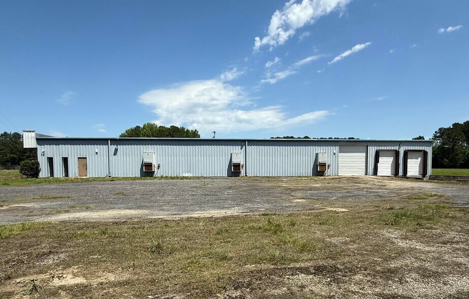 More Photos Of 133 Old Forreston Rd., Greeleyville Light Manufacturing For Sale