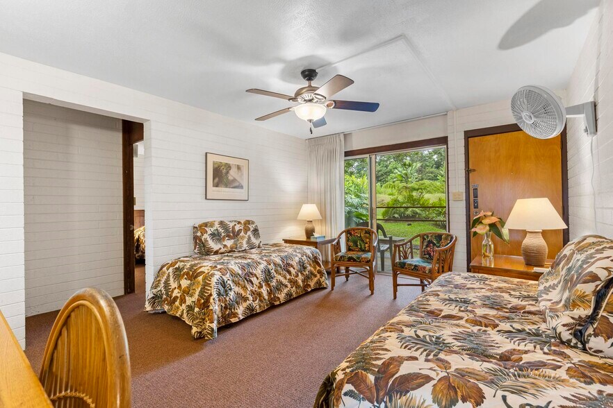 More Photos Of 333 Iliahi St, Hilo Hotel For Sale