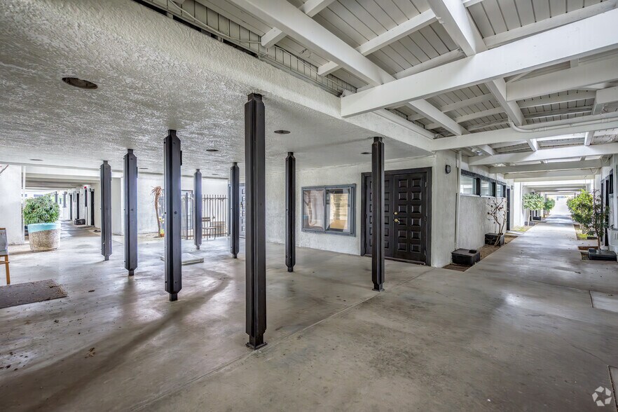 More Photos Of 1355 Florin Rd, Sacramento Medical For Sale