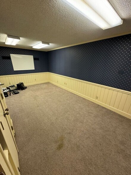 More Photos Of 2032 Sylvester Dr, Moultrie Warehouse For Sale