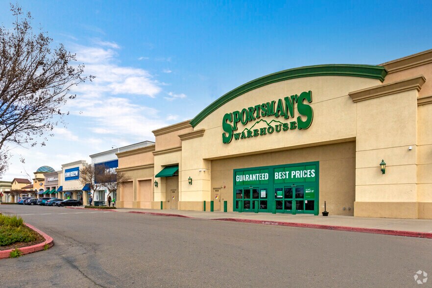 More Photos Of 10404-10850 Trinity Pky, Stockton Unknown For Lease