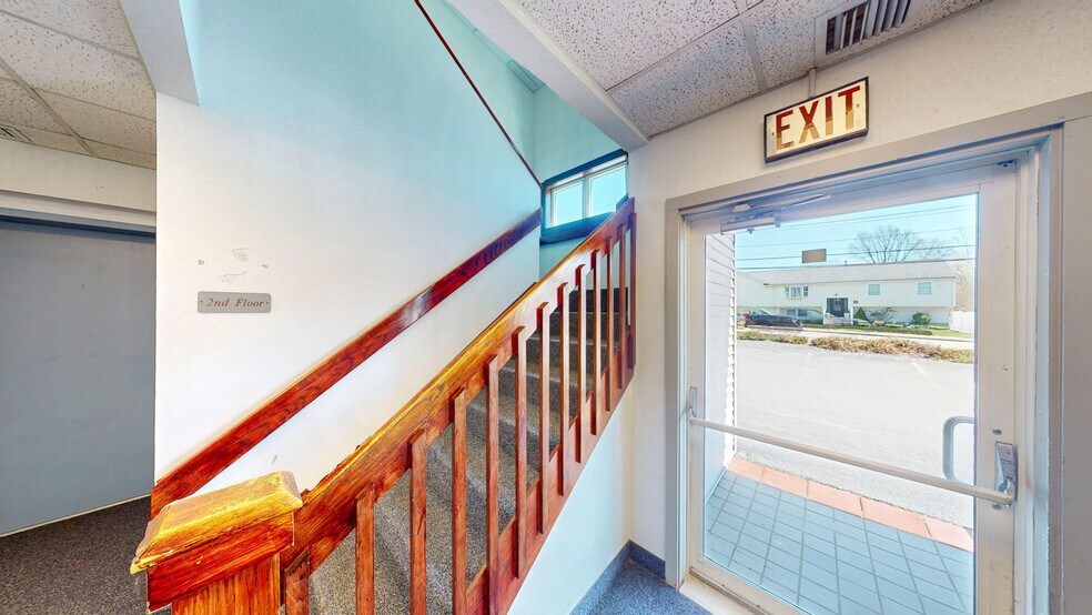 More Photos Of 189 Quincy St, Brockton Medical For Sale