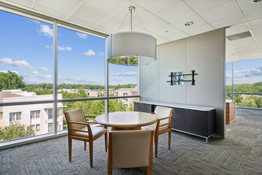 More Photos Of 201 Sigma Dr, Summerville Medical For Lease