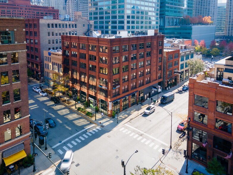 More Photos Of 133 N Jefferson St, Chicago Loft Creative Space For Lease