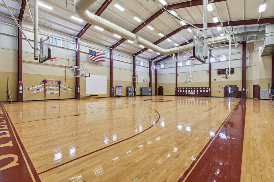 More Photos Of 221 E 12th Ave, Homestead Schools For Lease