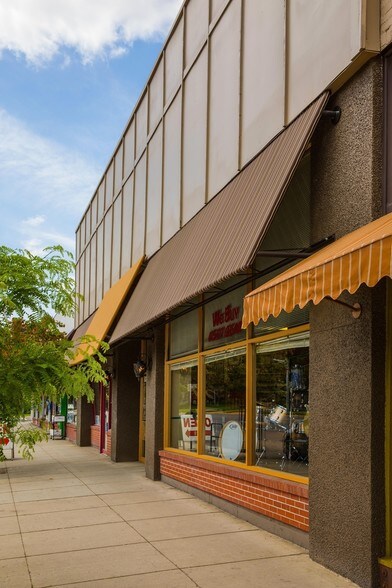 More Photos Of 819 S Higgins Ave, Missoula Freestanding For Sale