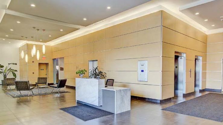 More Photos Of 633 W Wisconsin Ave, Milwaukee Office For Sale