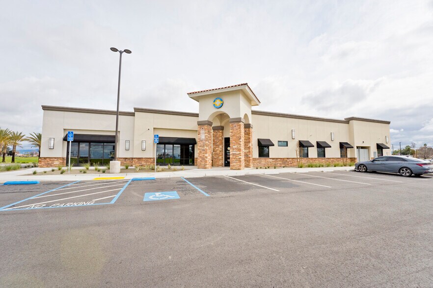 More Photos Of 1110 Bear Mountain Blvd, Arvin Healthcare For Lease
