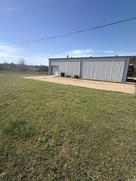 More Photos Of 2918 Highway 29 N, Hope Flex For Sale