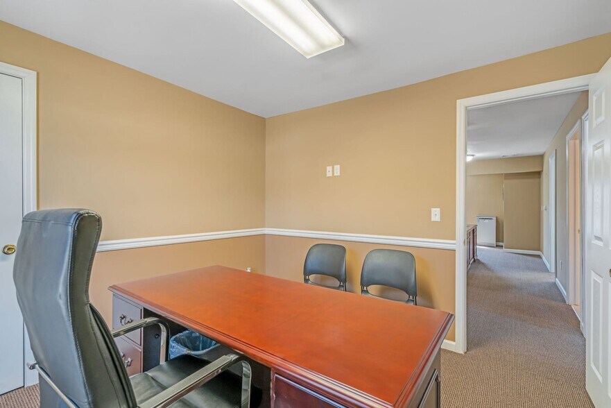 More Photos Of 575 State Route 10, Whippany Office For Lease