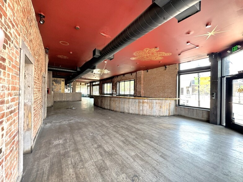 More Photos Of 3480-3496 W 32nd Ave, Denver Restaurant For Lease