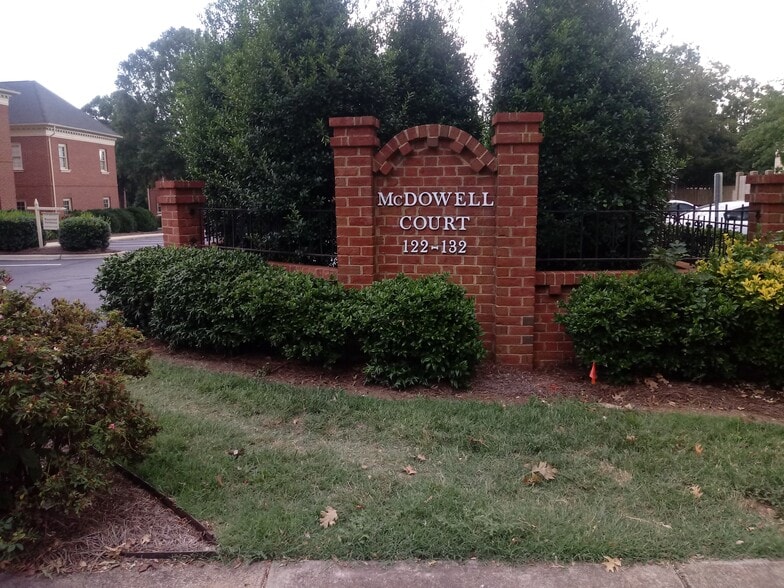 More Photos Of 130 N Mcdowell St, Charlotte Office For Sale