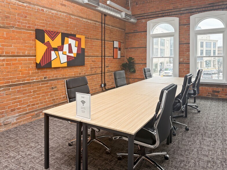 More Photos Of 101-167 N Old Woodward Ave, Birmingham Coworking Space