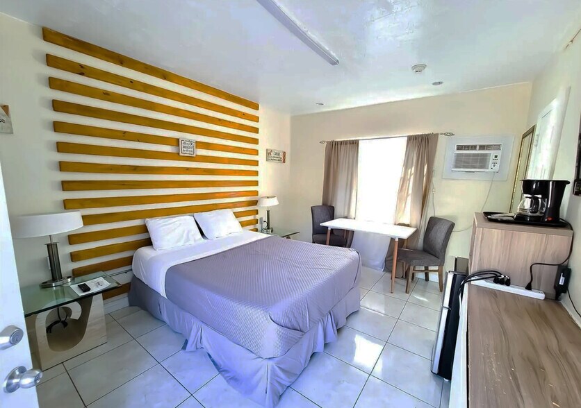 More Photos Of 380 S Federal Hwy, Dania Beach Hotel For Sale